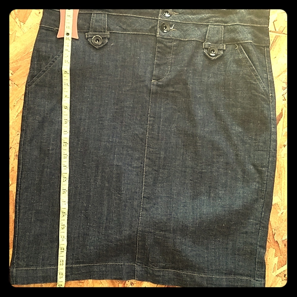 Denim skirt